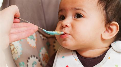 E shkeqyeshme per vendosjen e ushqimit per femijet tuaj. . 10 super ushqime per bebe 1 vjec